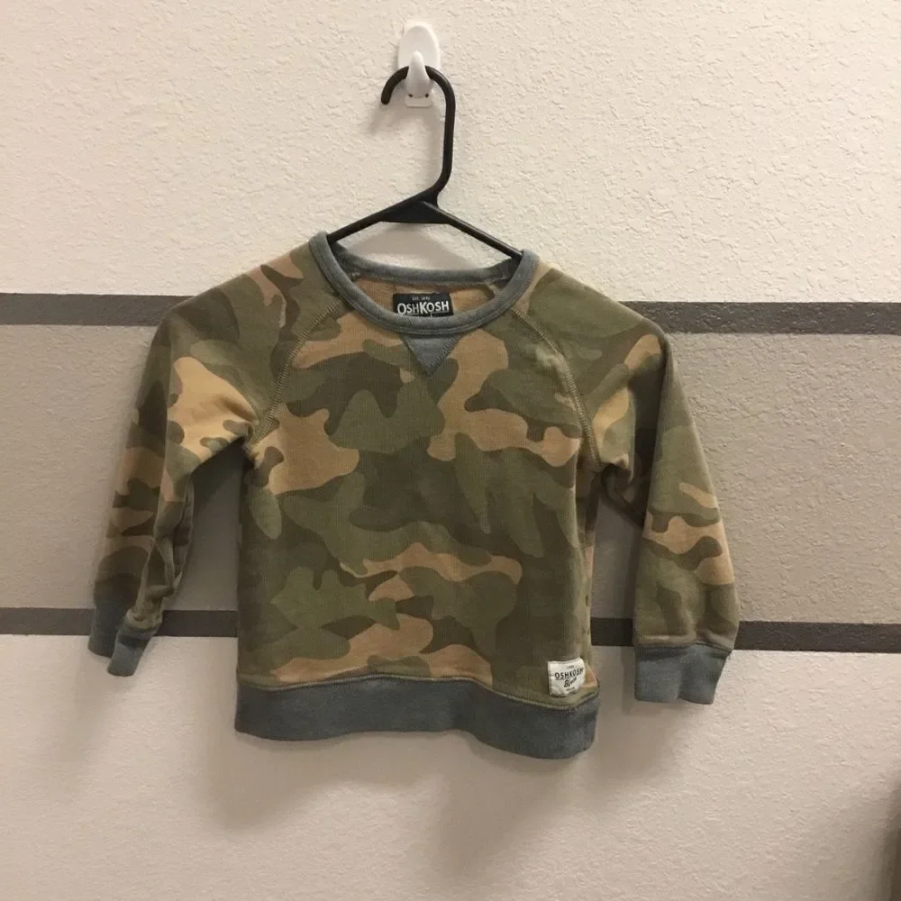Osh Kosh B’Gosh Boys Camo Sweatshirt